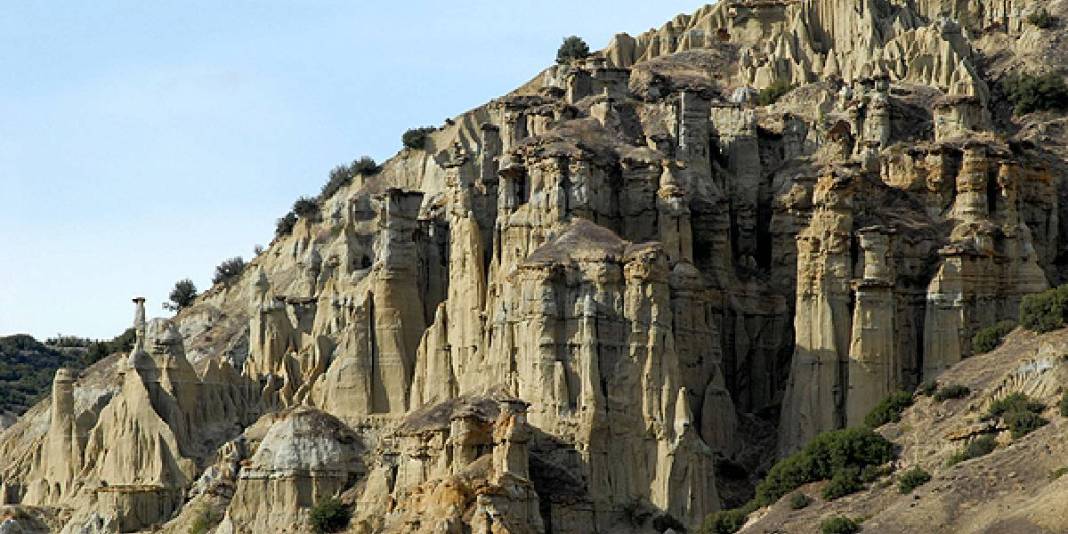 Herkes Kapadokya sanıyor gerçeği öğrenen şaşırıyor: Ege’nin ‘Kuladokyası’ hayran bırakıyor 3